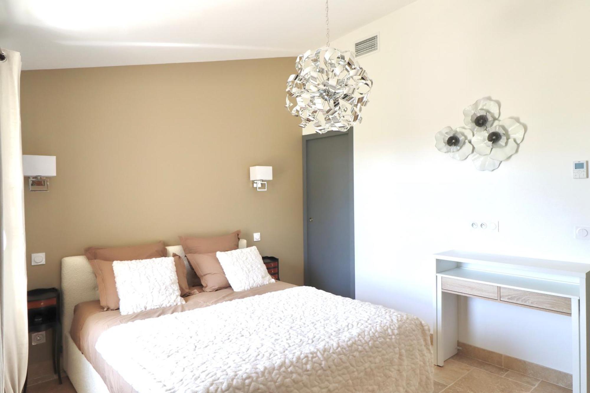 Chambres D'Hotes Avec Jacuzzi Et Piscine Au Mas De Cadoule Saint-Just  Værelse billede