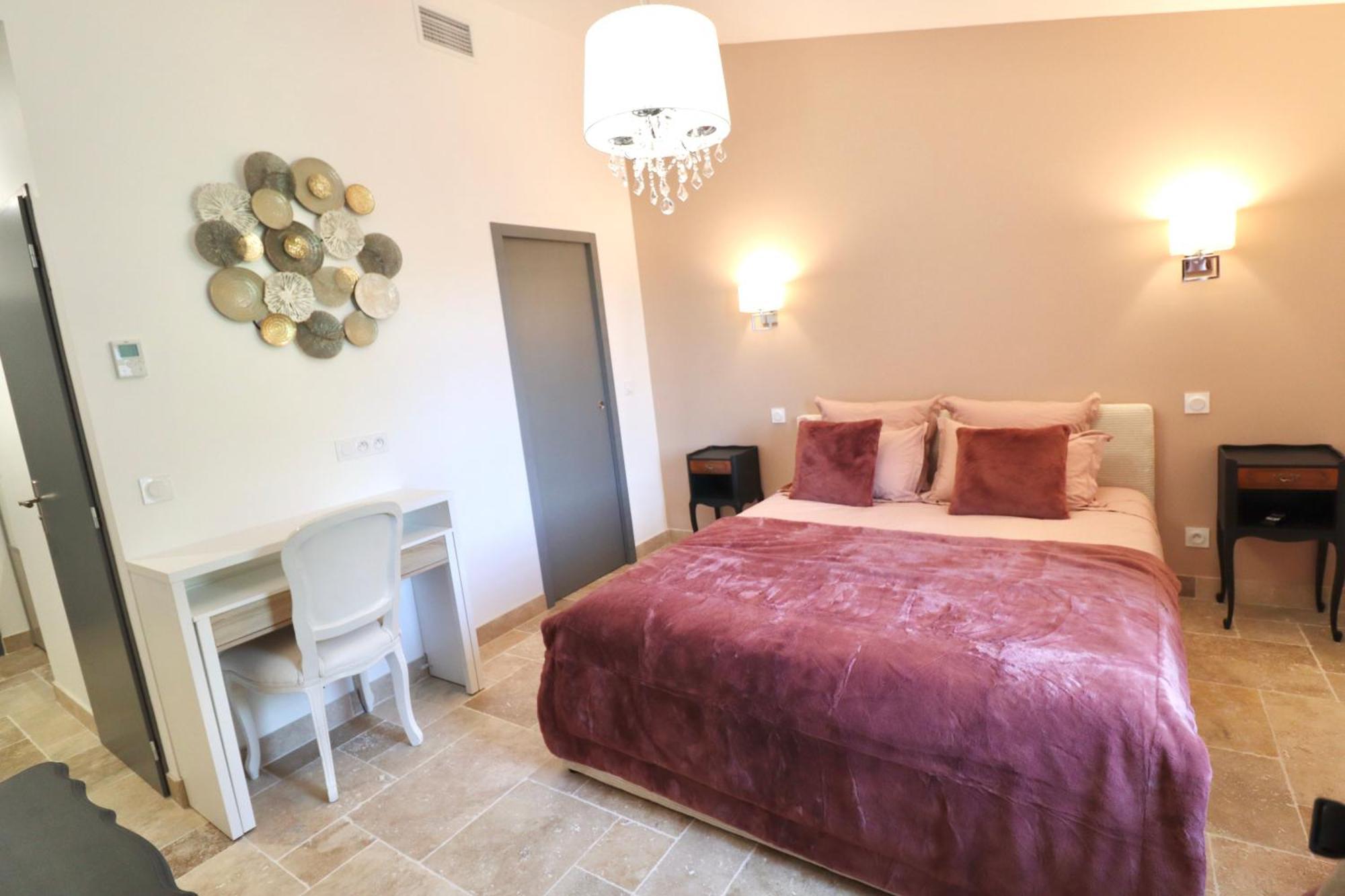 Chambres D'Hotes Avec Jacuzzi Et Piscine Au Mas De Cadoule Saint-Just  Værelse billede